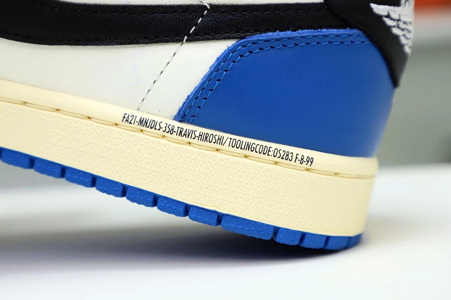 SCOTT X AIR DESIGN 1 FRAGMENT LOW JORDAN TRAVIS X 1125